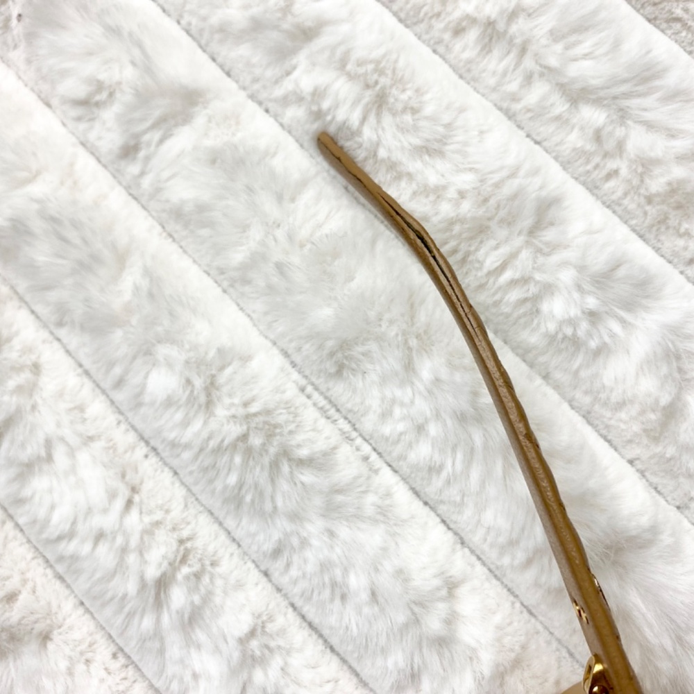 CHANEL Vintage Logo Quilted Sunglasses - Picture 7 of 9